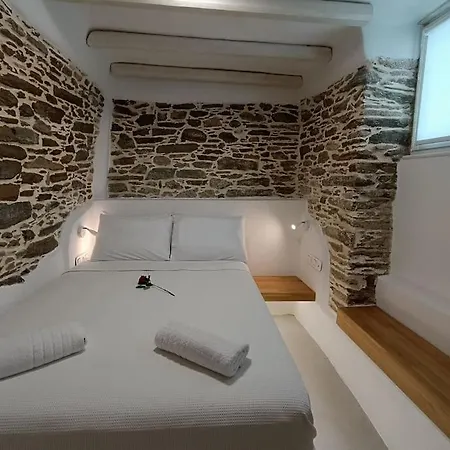 Cocοon Escape In