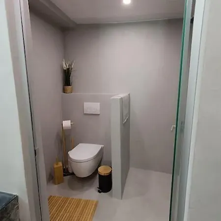 Cocοon Escape In Apartament