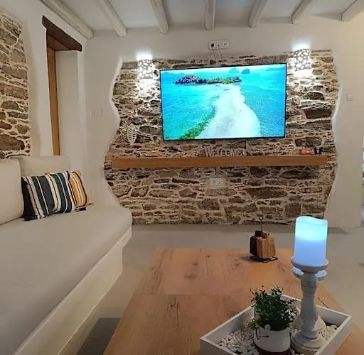 Cocοon Escape In Apartamento